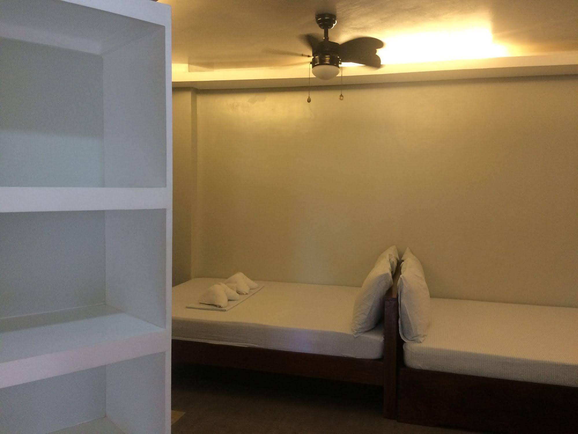 Inngo Tourist Inn El Nido Kültér fotó